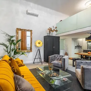 Apartment The Kiss - Luxurioeses Loft Am Naschmarkt, Vienna