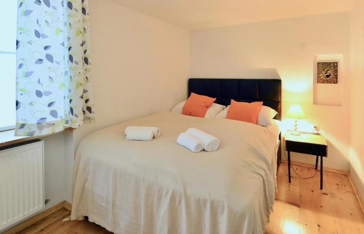 Stylish, Cosy & Central 