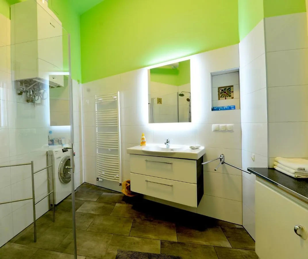 Stylish, Cosy & Central 