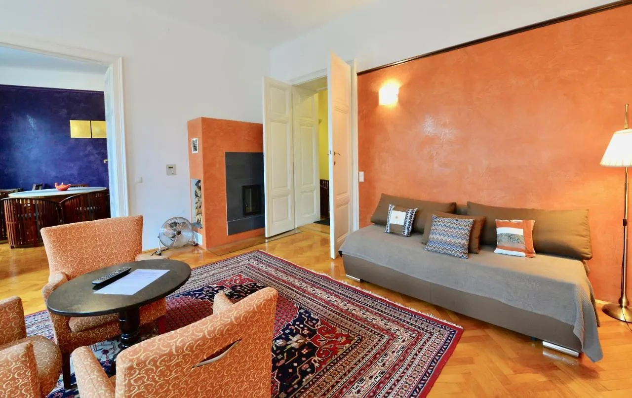Stylish, Cosy & Central 